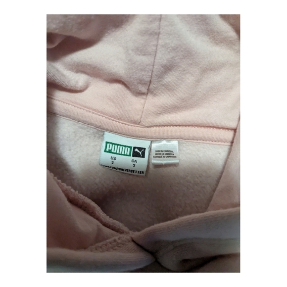 Puma Hoodie, Girls, size 5. Pink - Picture 5 of 6